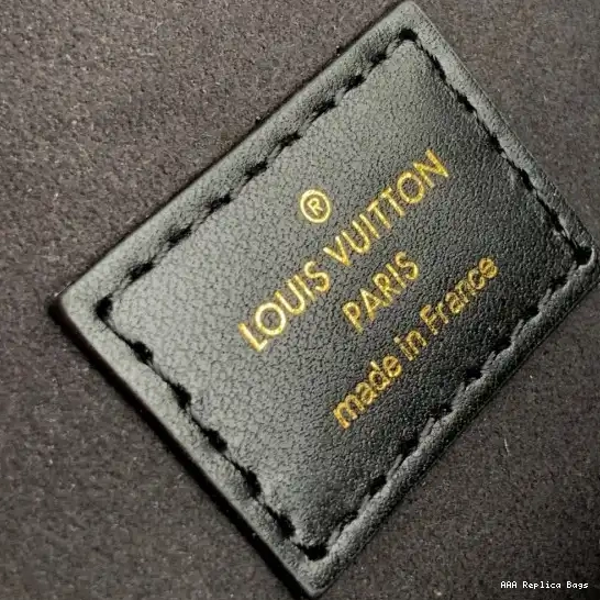 Aaa replica bags MÉTIS VUITTON LOUIS POCHETTE 0518